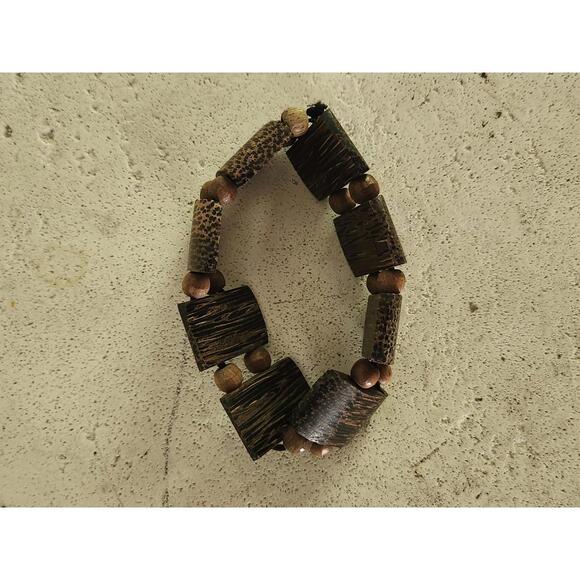 Handcrafted Wooden Beaded Bracelet - Picture 1 of 3